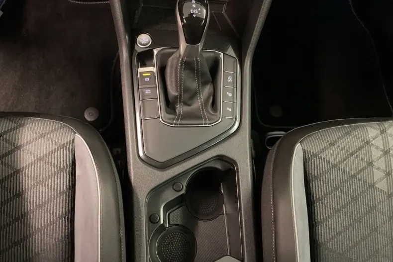 Volkswagen Tiguan din 2025 cu 11.355 km - oferta VOL183937 - foto 22