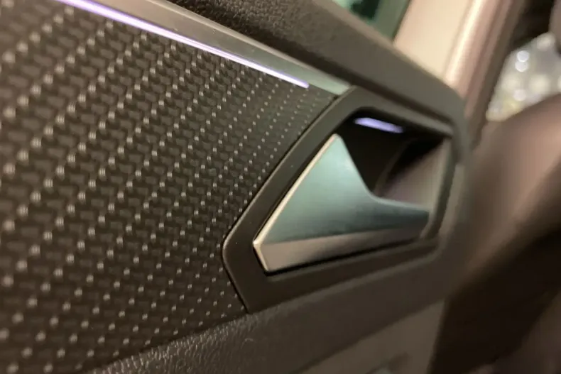 Volkswagen Tiguan din 2025 cu 11.355 km - oferta VOL183937 - foto 32