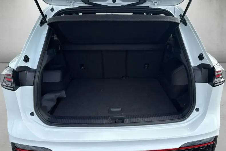 Volkswagen Tiguan din 2024 cu 28.500 km - oferta VOL183938 - foto 5