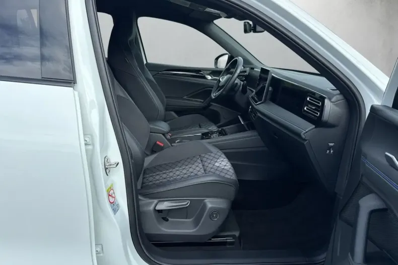 Volkswagen Tiguan din 2024 cu 28.500 km - oferta VOL183938 - foto 14