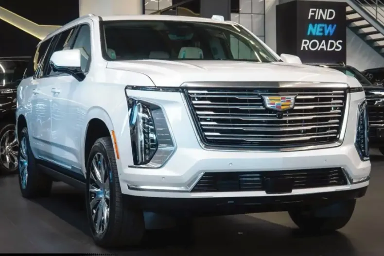 Cadillac Escalade din 2025 cu 50 km - oferta CAD183939 - foto 1
