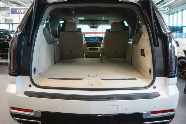 Cadillac Escalade din 2025 cu 50 km - oferta CAD183939 - foto 7