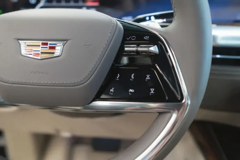 Cadillac Escalade din 2025 cu 50 km - oferta CAD183939 - foto 20