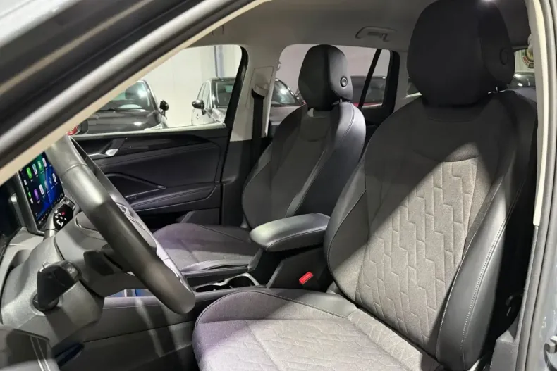 Volkswagen Tiguan din 2024 cu 62.507 km - oferta VOL183940 - foto 23