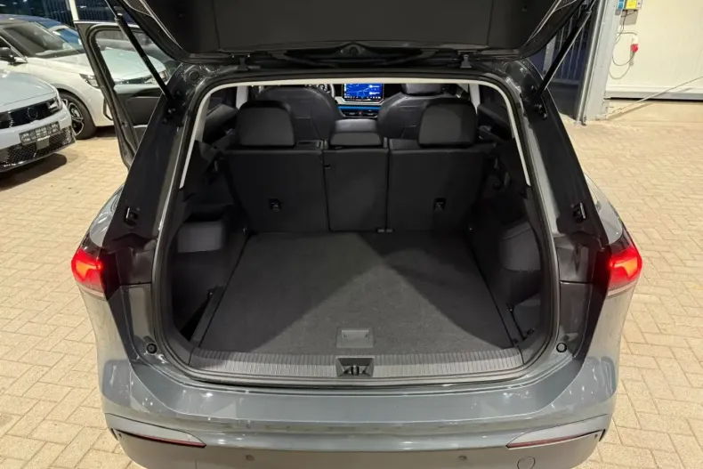 Volkswagen Tiguan din 2024 cu 62.507 km - oferta VOL183940 - foto 32