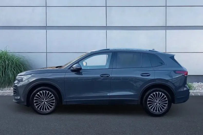 Volkswagen Tiguan din 2024 cu 51.450 km - oferta VOL183941 - foto 2