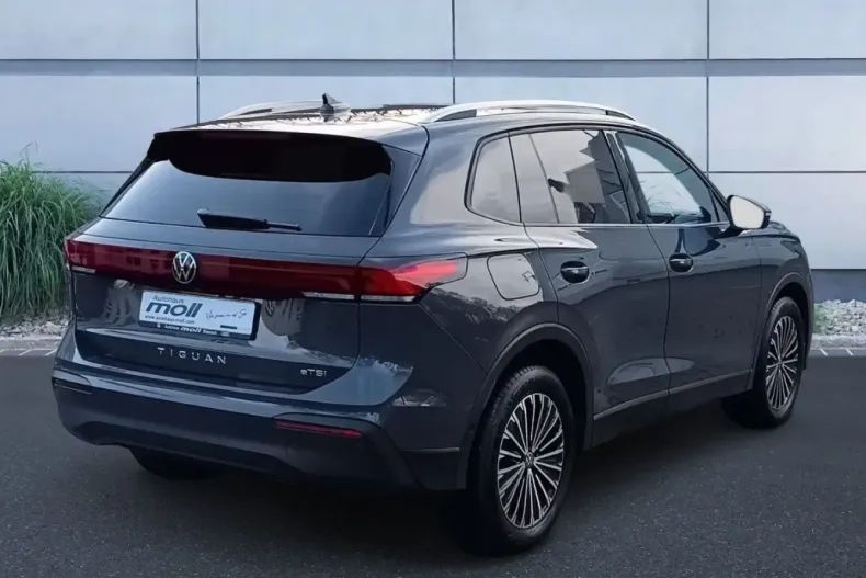 Volkswagen Tiguan din 2024 cu 51.450 km - oferta VOL183941 - foto 4