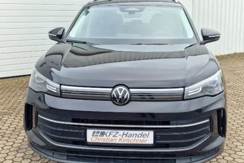 Volkswagen Tiguan din 2024 cu 42.800 km - oferta VOL183942 - foto 4