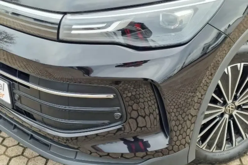 Volkswagen Tiguan din 2024 cu 42.800 km - oferta VOL183942 - foto 10