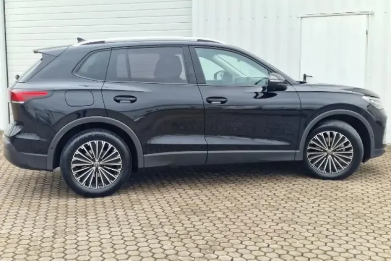 Volkswagen Tiguan din 2024 cu 42.800 km - oferta VOL183942 - foto 11