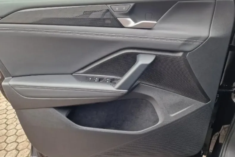 Volkswagen Tiguan din 2024 cu 42.800 km - oferta VOL183942 - foto 27