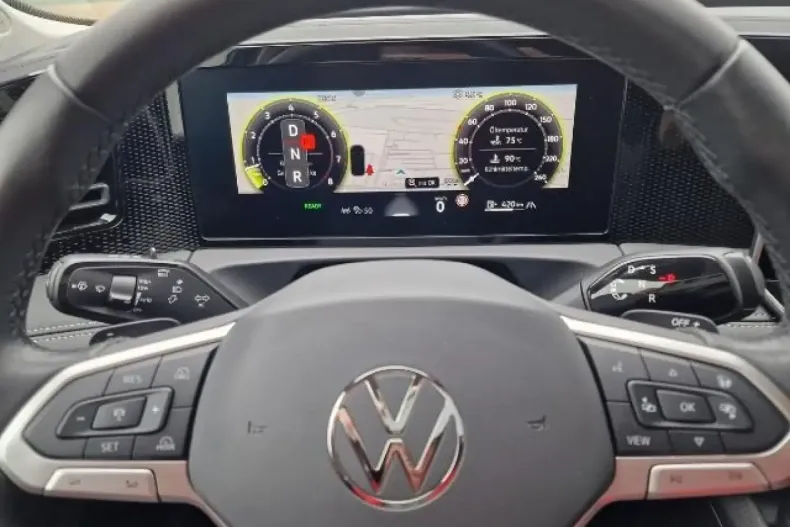 Volkswagen Tiguan din 2024 cu 42.800 km - oferta VOL183942 - foto 28