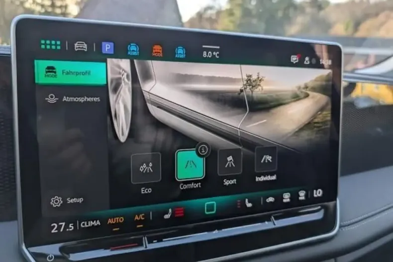 Volkswagen Tiguan din 2024 cu 41.550 km - oferta VOL183944 - foto 12