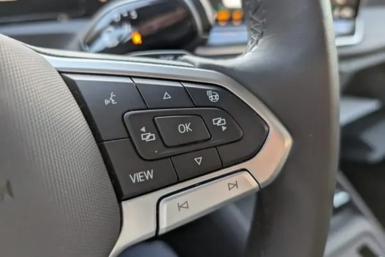 Volkswagen Tiguan din 2024 cu 41.550 km - oferta VOL183944 - foto 14