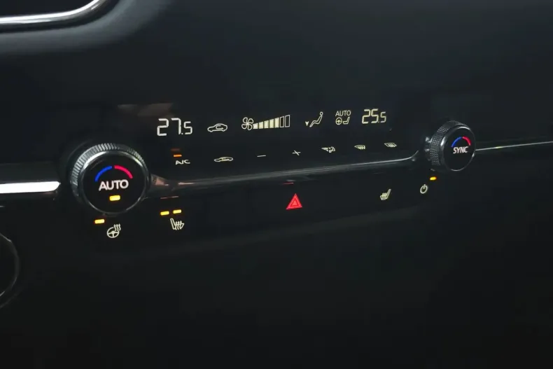 Mazda CX-30 din 2024 cu 23.730 km - oferta MAZ183949 - foto 18