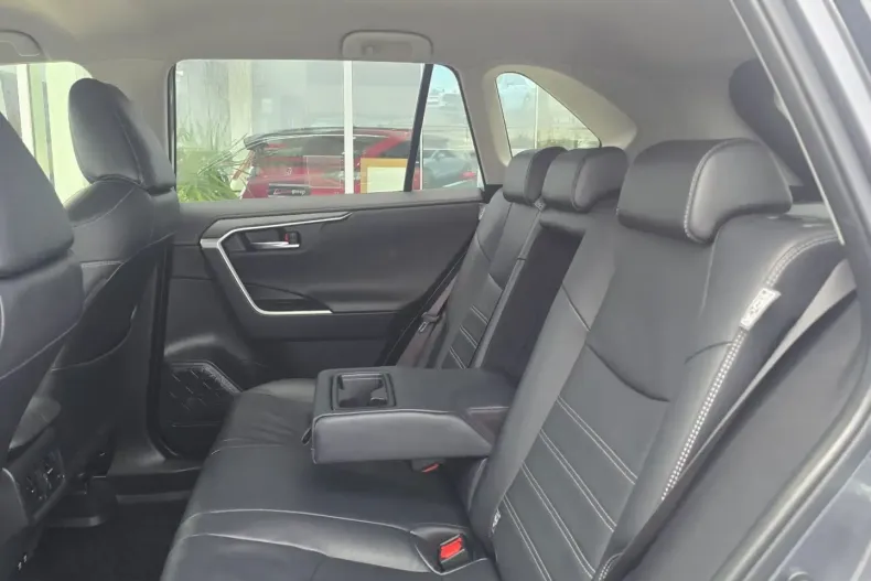 Toyota RAV4 din 2021 cu 113.791 km - oferta TOY183951 - foto 16