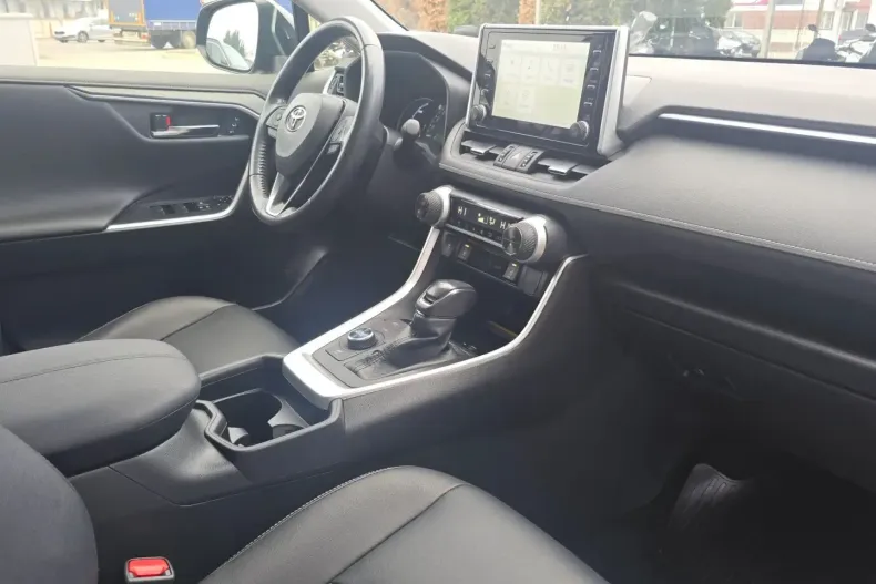 Toyota RAV4 din 2021 cu 113.791 km - oferta TOY183951 - foto 18