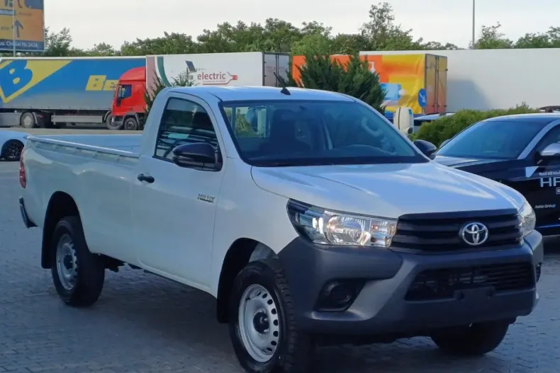 Toyota Hilux din 2023 cu 1 km - oferta TOY183954 - foto 2