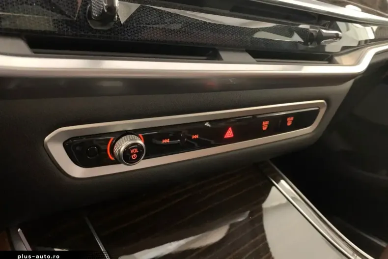 BMW X5 (Seria X) din 2023 cu 44.000 km - oferta BMW183955 - foto 20