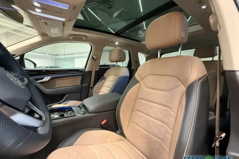 Volkswagen Touareg din 2025 cu 19.619 km - oferta VOL183959 - foto 9