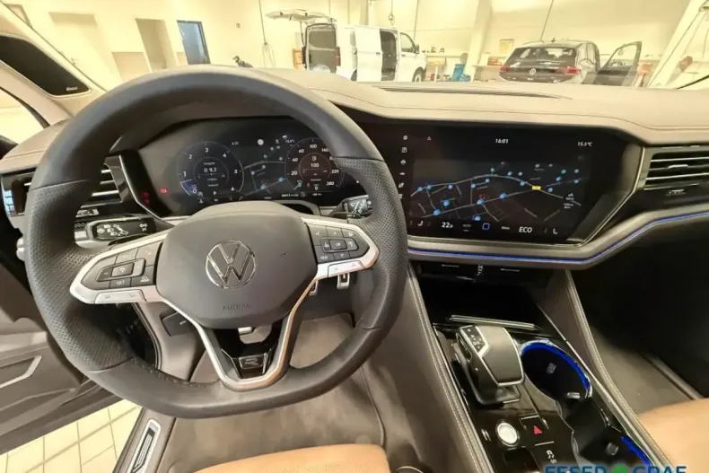 Volkswagen Touareg din 2025 cu 19.619 km - oferta VOL183959 - foto 10
