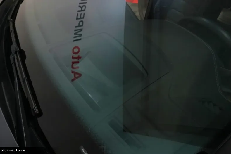 Volkswagen Touareg din 2022 cu 48.364 km - oferta VOL183961 - foto 8