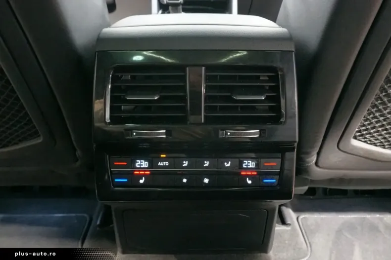 Volkswagen Touareg din 2022 cu 48.364 km - oferta VOL183961 - foto 34