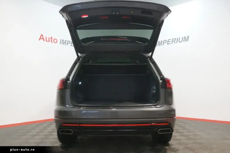 Volkswagen Touareg din 2022 cu 48.364 km - oferta VOL183961 - foto 37