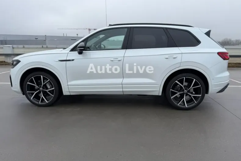 Volkswagen Touareg din 2022 cu 55.057 km - oferta VOL183962 - foto 2