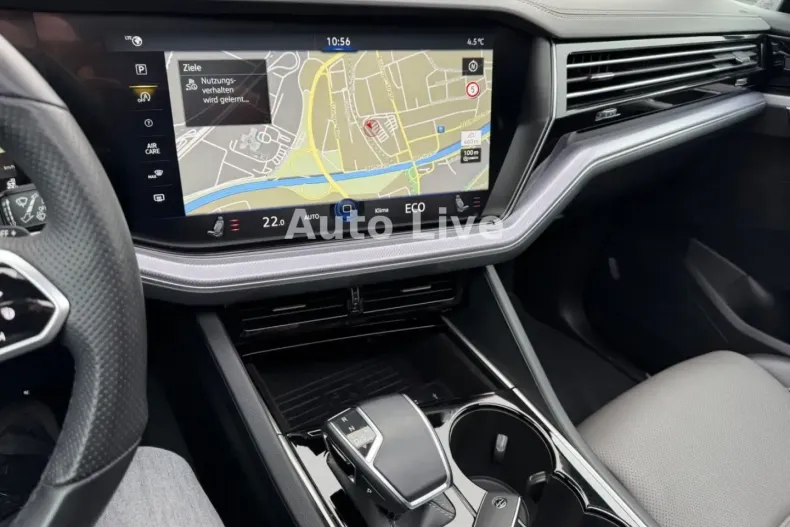 Volkswagen Touareg din 2022 cu 55.057 km - oferta VOL183962 - foto 21