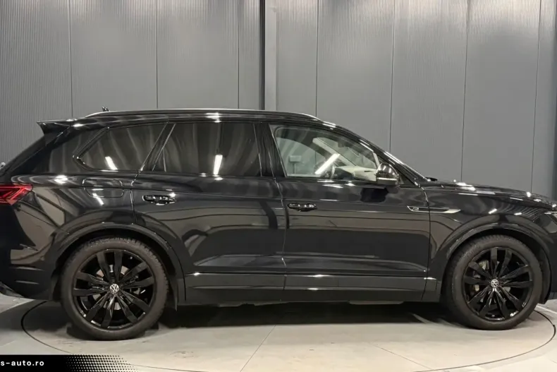 Volkswagen Touareg din 2022 cu 49.000 km - oferta VOL183963 - foto 9