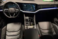 Volkswagen Touareg din 2022 cu 49.000 km - oferta VOL183963 - foto 17