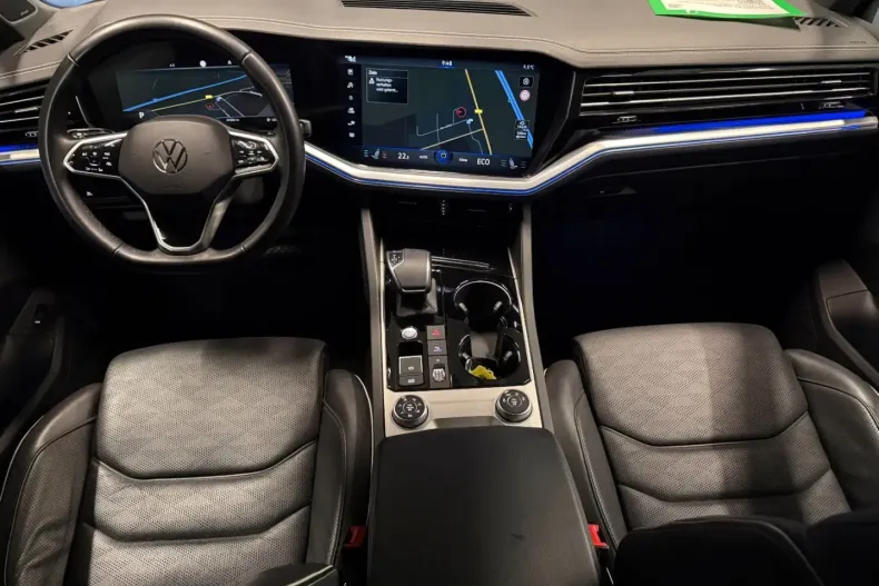 Volkswagen Touareg din 2022 cu 49.000 km - oferta VOL183963 - foto 17