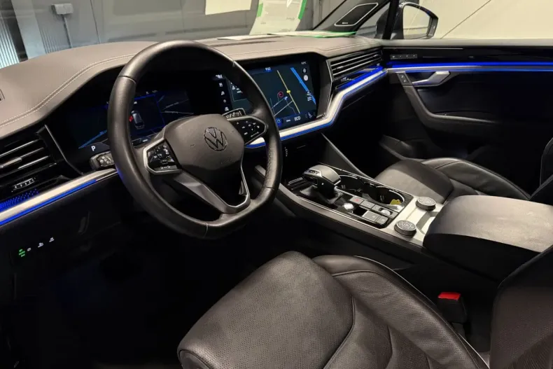 Volkswagen Touareg din 2022 cu 49.000 km - oferta VOL183963 - foto 31