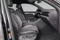 Volkswagen Touareg din 2022 cu 41.367 km - oferta VOL183964 - foto 22