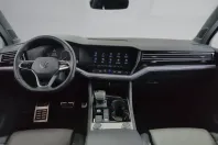 Volkswagen Touareg din 2022 cu 41.367 km - oferta VOL183964 - foto 26