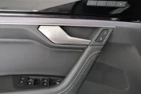 Volkswagen Touareg din 2022 cu 41.367 km - oferta VOL183964 - foto 28