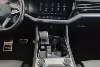 Volkswagen Touareg din 2022 cu 41.367 km - oferta VOL183964 - foto 36
