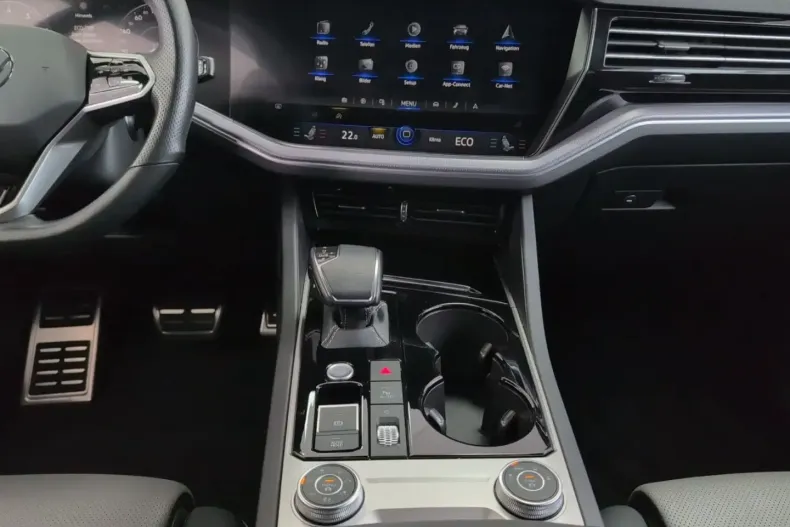 Volkswagen Touareg din 2022 cu 41.367 km - oferta VOL183964 - foto 36