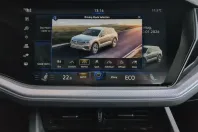 Volkswagen Touareg din 2022 cu 41.367 km - oferta VOL183964 - foto 47