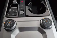 Volkswagen Touareg din 2022 cu 41.367 km - oferta VOL183964 - foto 50