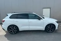 Volkswagen Touareg din 2024 cu 32.900 km - oferta VOL183965 - foto 4