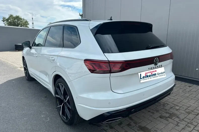 Volkswagen Touareg din 2024 cu 32.900 km - oferta VOL183965 - foto 6