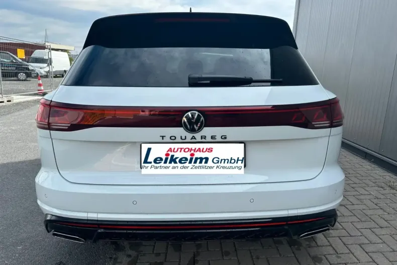 Volkswagen Touareg din 2024 cu 32.900 km - oferta VOL183965 - foto 8