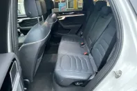 Volkswagen Touareg din 2024 cu 32.900 km - oferta VOL183965 - foto 21