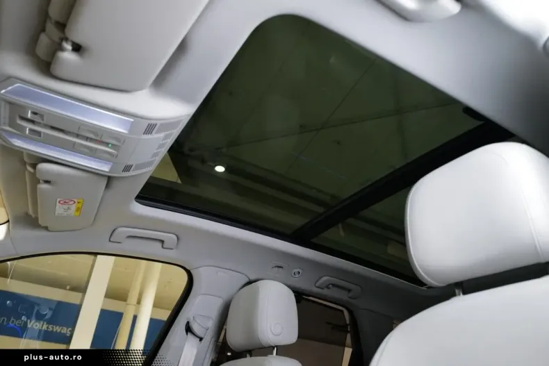 Volkswagen Touareg din 2025 cu 14.823 km - oferta VOL183966 - foto 11