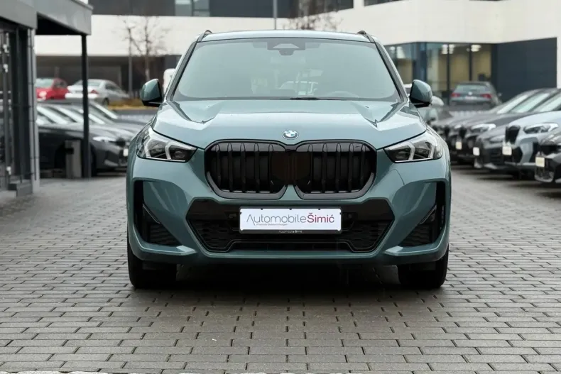 BMW X1 (Seria X) din 2024 cu 25.400 km - oferta BMW183974 - foto 2