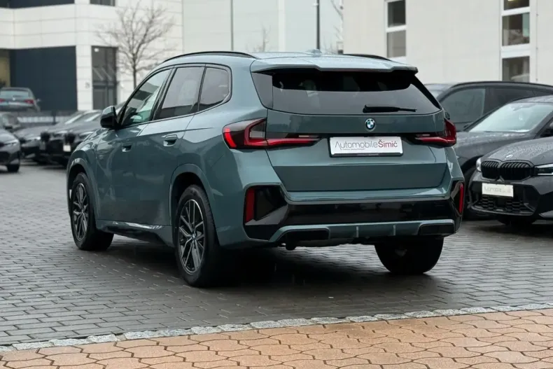 BMW X1 (Seria X) din 2024 cu 25.400 km - oferta BMW183974 - foto 16