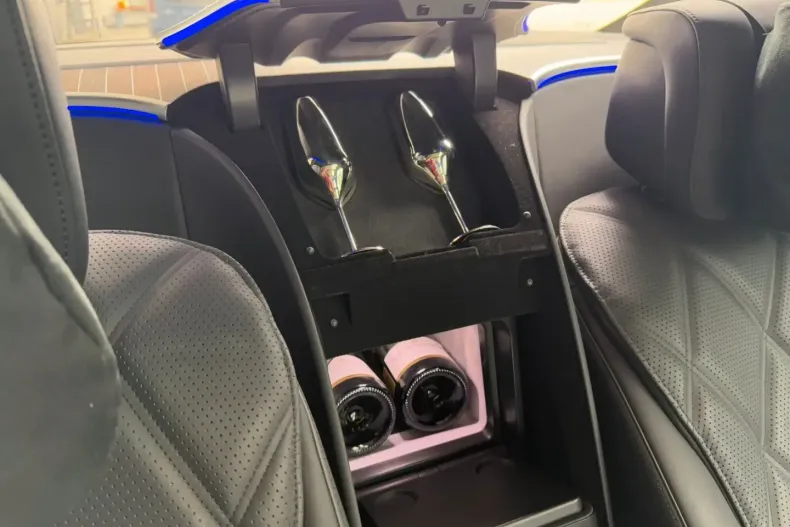 Maybach S680 din 2024 cu 11.545 km - oferta MAY183975 - foto 27