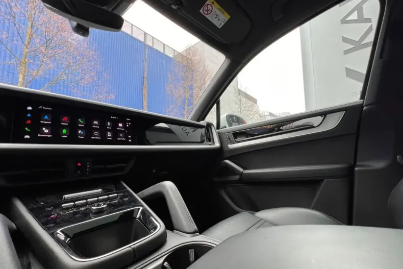 Porsche Cayenne din 2024 cu 28.900 km - oferta POR183982 - foto 16